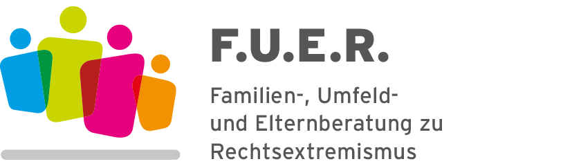 Das Logo der Beratungsstelle F.U.E.R.: 4 bunte, abstrakte Menschen, die sich teilweise überlappen. Als Text steht im Logo: F.U.E.R. Familien-, Umfeld- und Elternberatung zu Rechtsextremismus