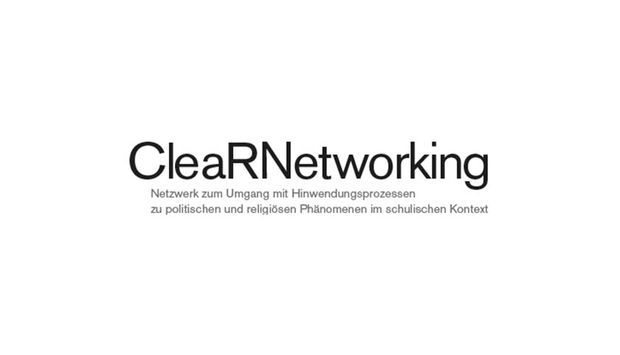 Das Logo von CleaRNetworking, einem Netzwerk zum Umgang mit Hinwendungsprozessen zu politischen und religiösen Phänomenen im schulischen Kontext.