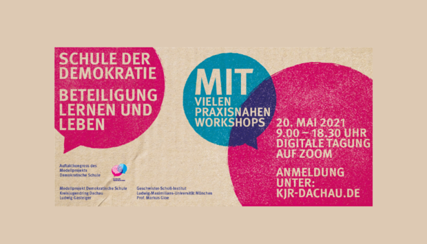 Ein buntes Veranstaltungsplakat mit roten und blauen Sprechblasen der Veranstaltung: Schule der Demokratie
